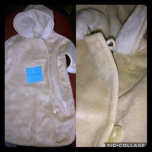 6/12m Pottery barn bunting